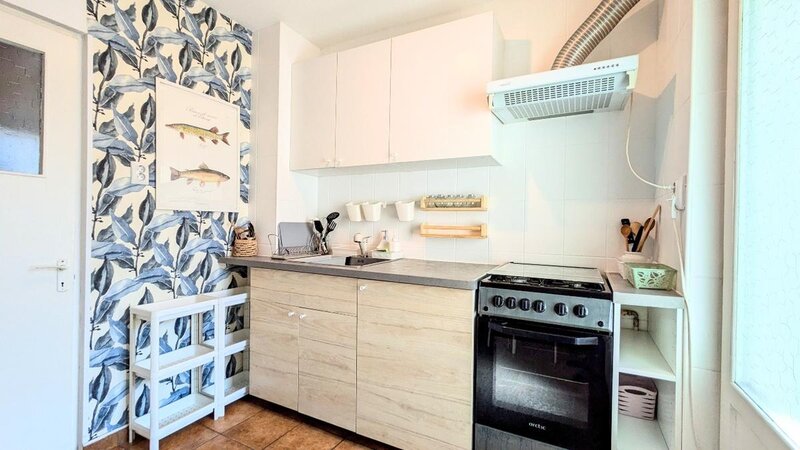 Gorjului, garsoniera 3 min M. Gorjului, boiler, DB1939